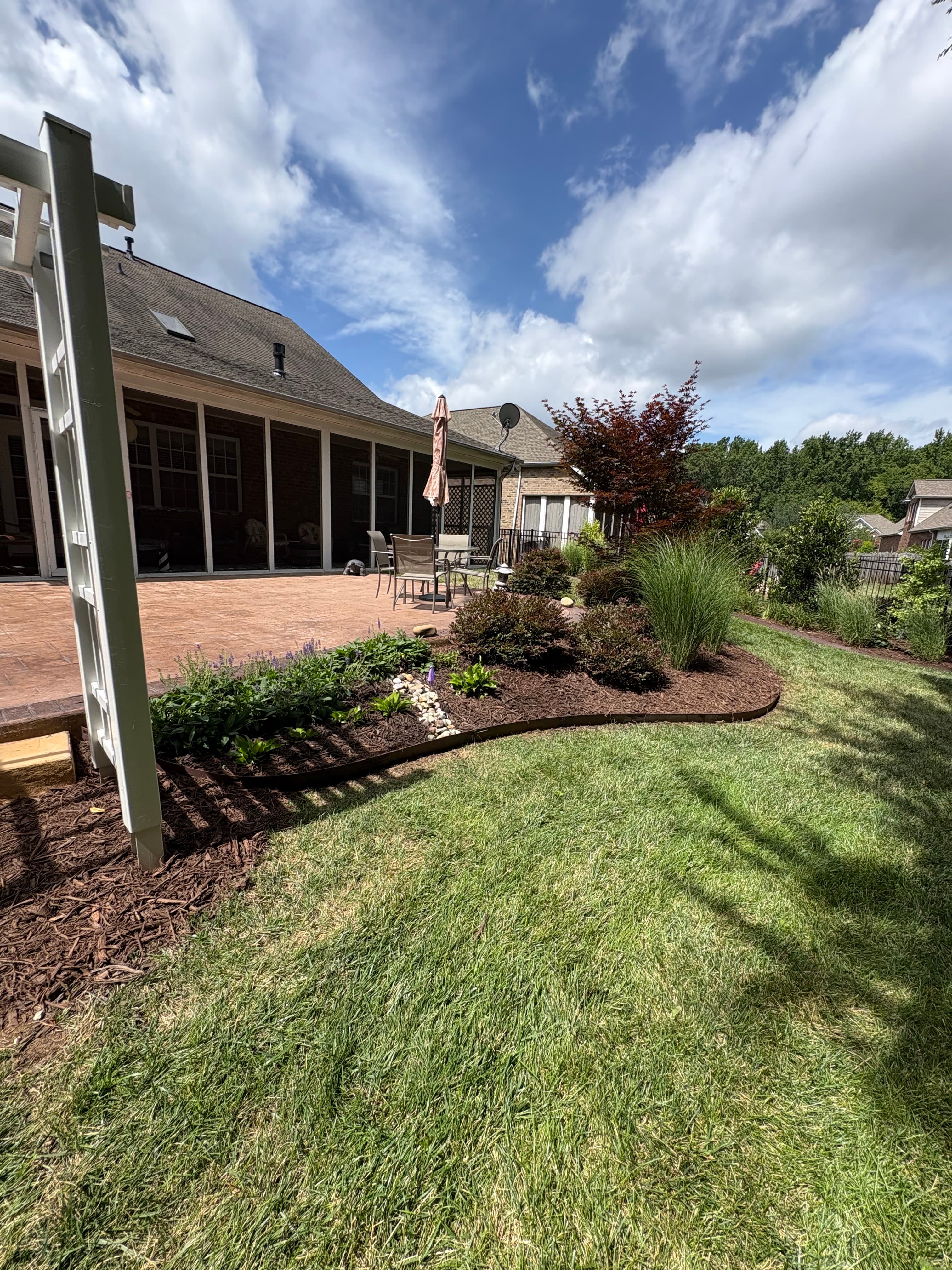 Mulching job 8